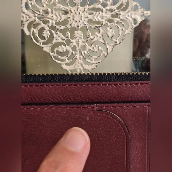 SOLD***Kate Spade Novelty Dog Wallet/Card Holder - Picture 6 of 6